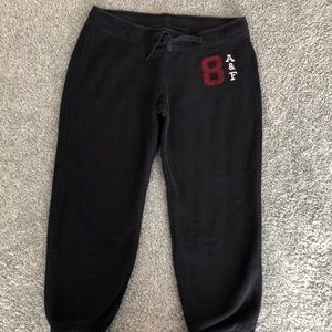 A&F Capri joggers
